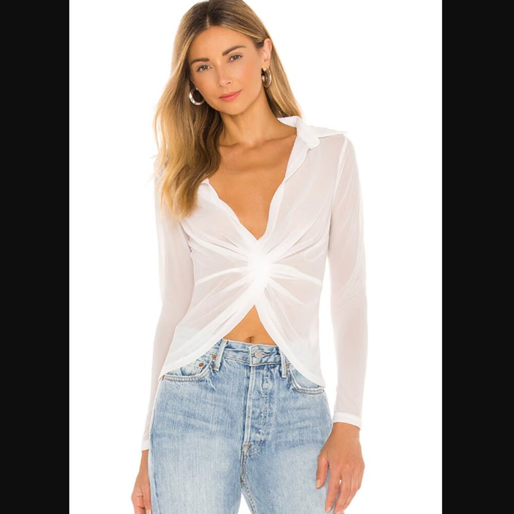 NWT Superdown Deja Twist Front Long Sleeve Top